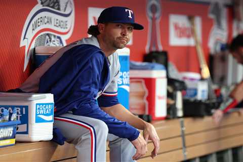 Jacob deGrom exits after two innings due to triceps discomfort in major Rangers injury concern
