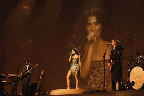 Olivia Dean at MSG: The 5 Best Moments From the Second of Her Four Sold-Out Shows