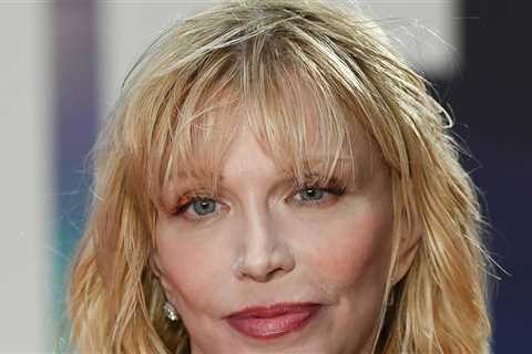 Courtney Love Says She Almost Died in 2019