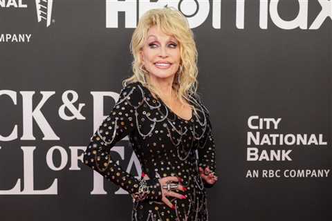 Dolly Parton Apologizes For Missing Dollywood Attraction Opening Amid Ongoing Health Issues, Says..