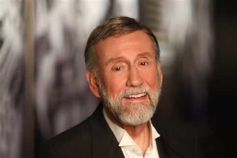 Ray Stevens to Be Honored With Star-Studded Opry House Concert Featuring Jamey Johnson & More