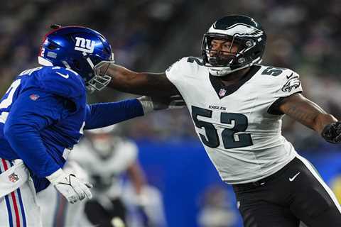 Falcons signing Za’Darius Smith — less than one year after he suddenly retired