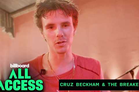 Cruz Beckham Introduces His Bandmates & Takes Billboard Behind the Scenes of His L.A. Show |..