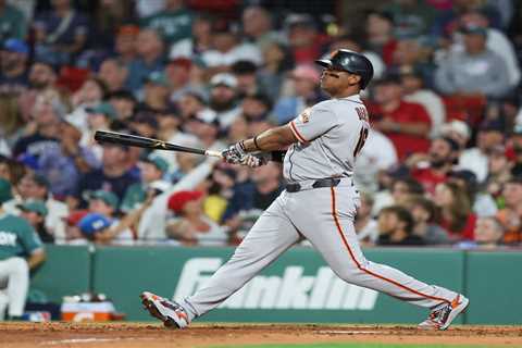 Rafael Devers hits homer in return to Boston after mixed reaction