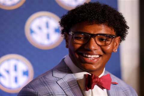 Trinidad Chambliss, Ole Miss 2026 prediction, odds, best bet: Rebels face tough SEC gaunlet
