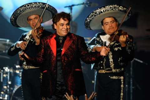 Juan Gabriel’s 20 Best Songs of All Time, Ranked (Staff Picks)