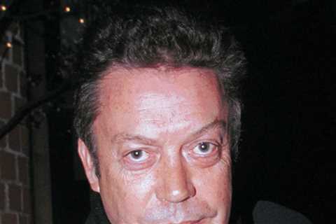 Tim Curry Honored By 'The Rocky Horror Picture Show' Cast on Broadway