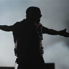 Drake Performs ‘ICEMAN’ Tracks for First Time at Don Toliver’s Toronto Show