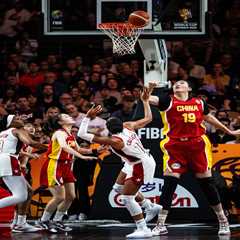 Team USA get first taste of tantalizing 7-foot-3 Chinese phenom: ‘Never played against a woman that ..
