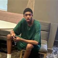 Fake Pro Basketball Player Accused of Stealing $90K BMW From Valet