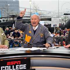 Lee Corso battling ‘a lot of physical ailments’ as Kirk Herbstreit says he’s ‘going through some..