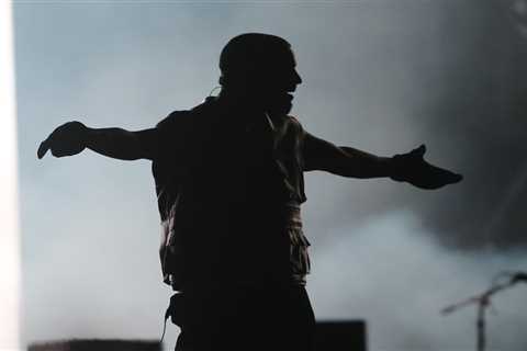 Drake Performs ‘ICEMAN’ Tracks for First Time at Don Toliver’s Toronto Show
