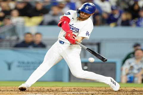 Dodgers call up familiar face to help slumping offense as MLB rosters expand