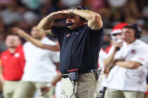 Indiana’s Curt Cignetti takes shot at Rutgers after embarrassing UMass loss as pile-on continues