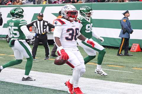Savvy fantasy football drafters can exploit ADP — like with Patriots’ backfield, Bears’ receiving..