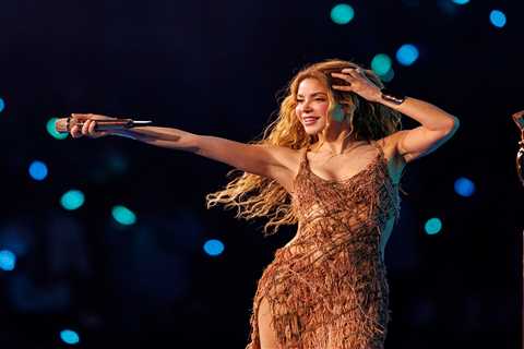 Shakira to Feature Amaia, Nathy Peluso, Santos Bravos & More During Her Madrid Residency
