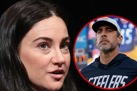 Shailene Woodley's Friends Alarmed by Aaron Rodgers' Comments About Ex-Fiancée