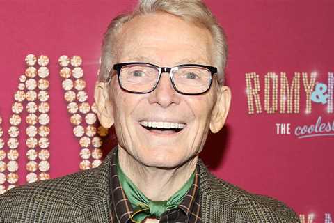 Cher and Elton John Fashion Designer Bob Mackie Dead at 87