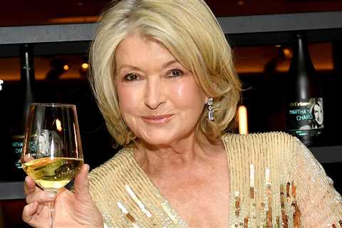 Martha Stewart Says She's Thinking About Releasing Her Nudes