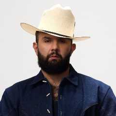 Carín León’s ‘Desde Que Te Tengo’ Is No. 1 on Latin Pop Airplay